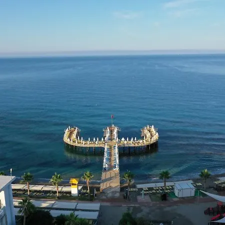 Vikingen Infinity & Hotel 5*